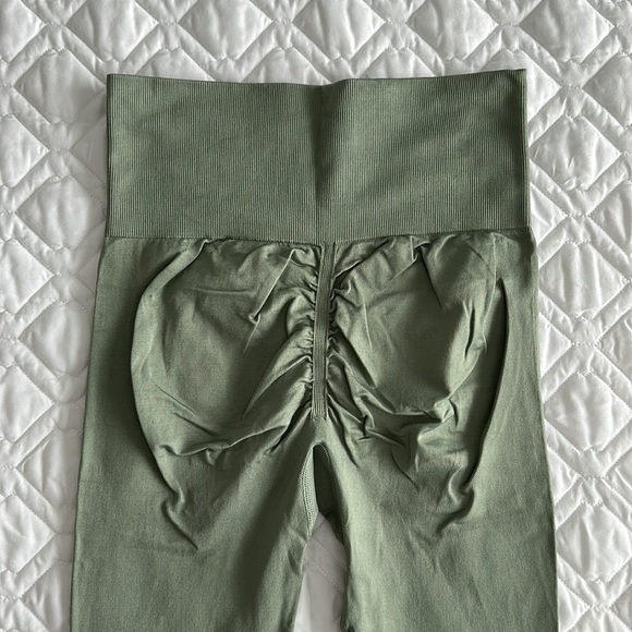 Halara Sculpt Leggings - 3 Pack - Picture 5 of 9